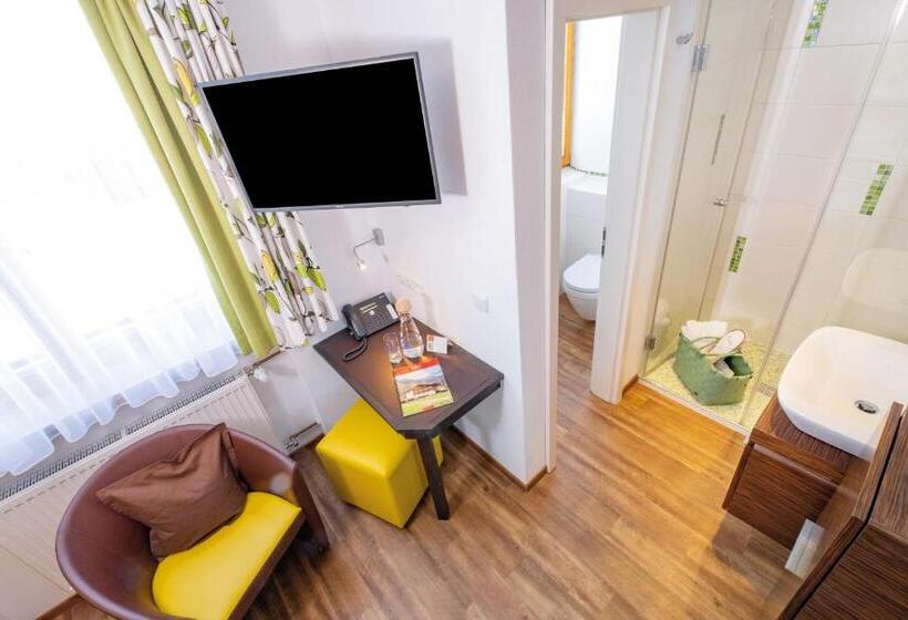 غرفة قياسية فردية, Alte Krone