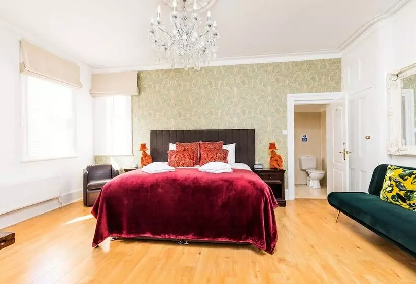 スーペリアファミリールーム, Ashbys Accommodation & Spa Hire