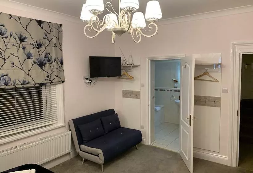 スーペリアファミリールーム, Ashbys Accommodation & Spa Hire