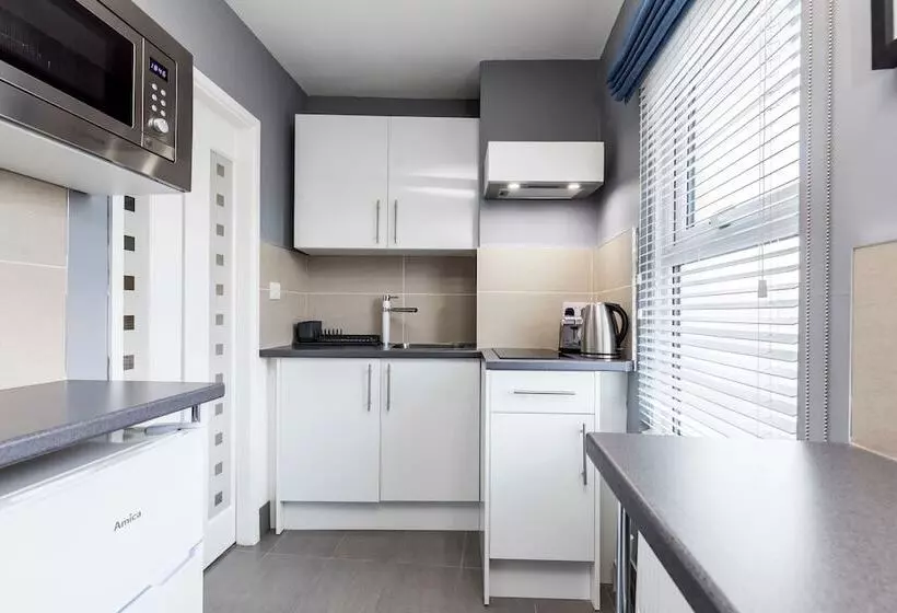 スーペリアスタジオ, Ashbys Accommodation & Spa Hire