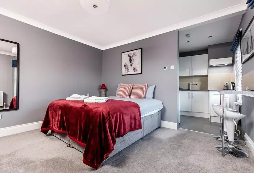 スーペリアスタジオ, Ashbys Accommodation & Spa Hire