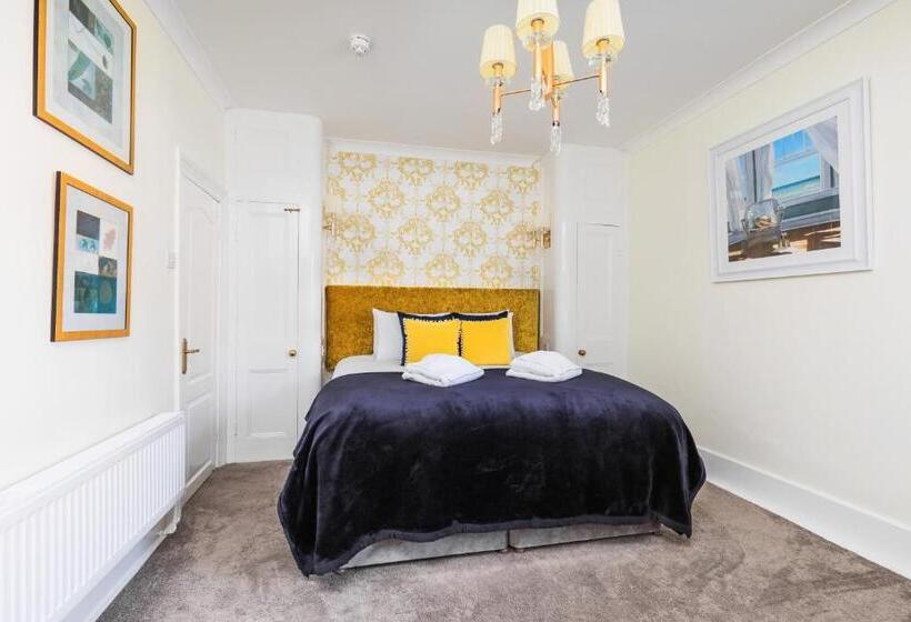 Семейный Номер, Ashbys Accommodation & Spa Hire