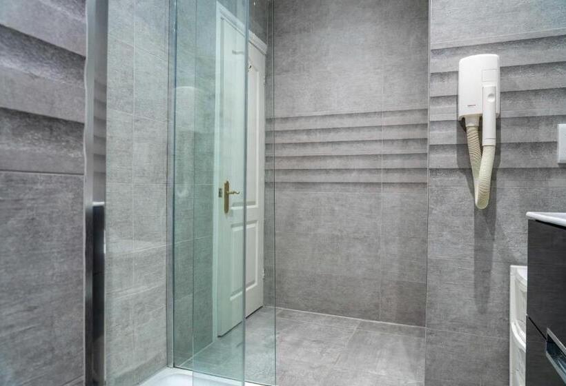 Семейный Номер, Ashbys Accommodation & Spa Hire