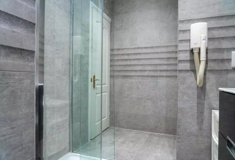 ファミリールーム, Ashbys Accommodation & Spa Hire