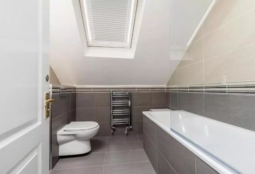 スイート(家族用), Ashbys Accommodation & Spa Hire