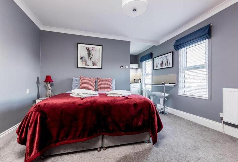 Студия Superior, Ashbys Accommodation & Spa Hire