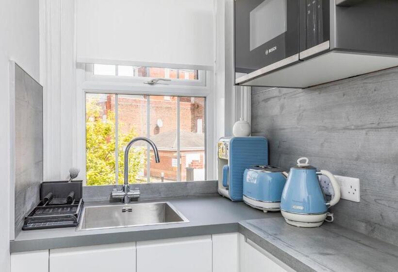 Студия Deluxe, Ashbys Accommodation & Spa Hire