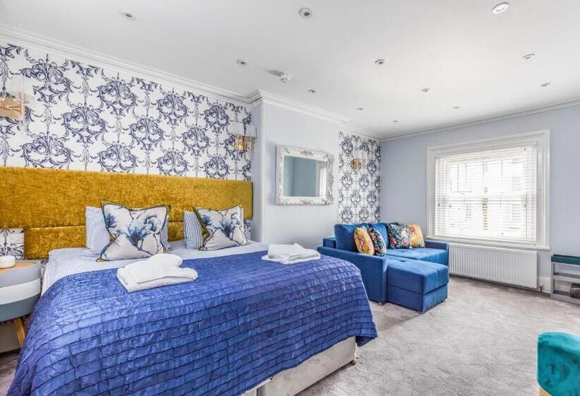 Студия Deluxe, Ashbys Accommodation & Spa Hire