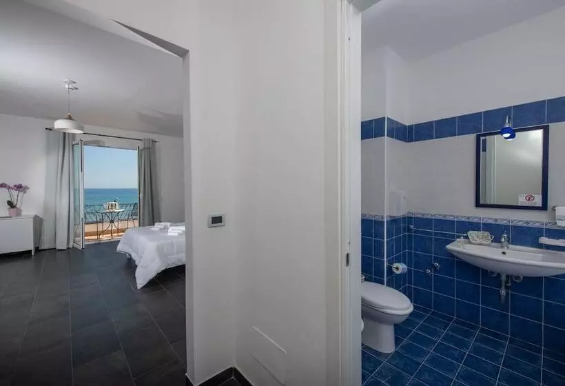 Camera Standard, Baia D Oro