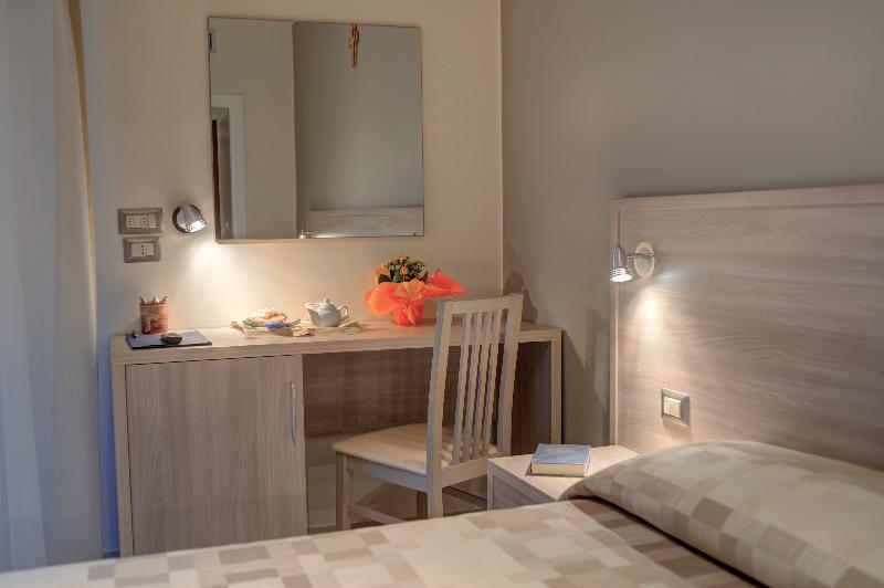 غرفة قياسية, Domus Pacis Assisi