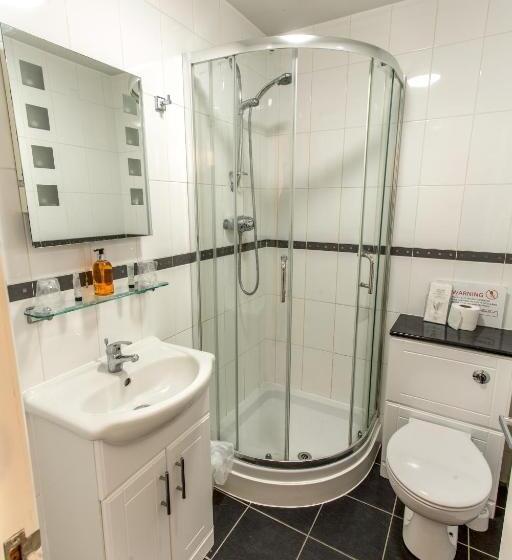 デラックスルーム, The Douglas