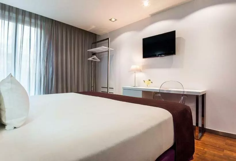 Chambre Standard avec Vues, Ikonik Ramblas