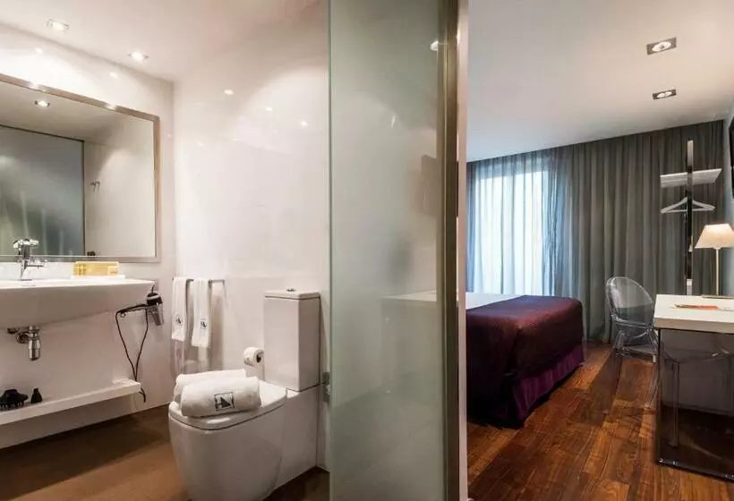Chambre Standard avec Vues, Ikonik Ramblas