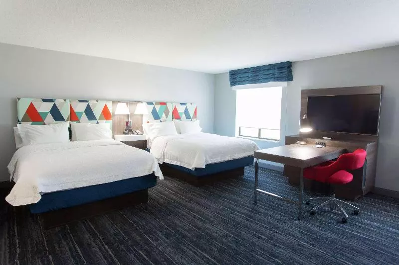 キングサイドベッドのスタンダードワンルーム, Hampton Inn & Suites Ankeny