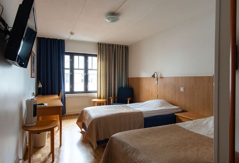 스탠다드 룸, Jahtihovi