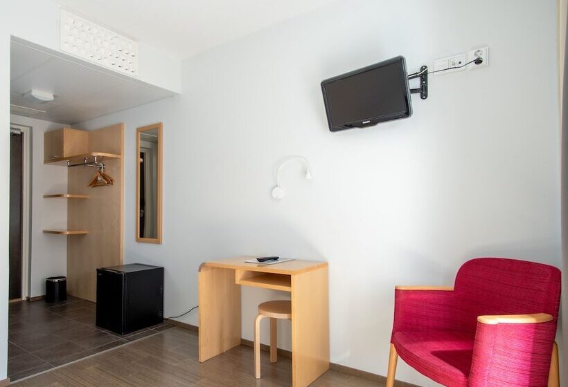 수피리어 싱글 룸, Jahtihovi