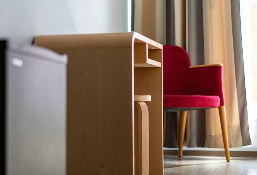 수피리어 싱글 룸, Jahtihovi