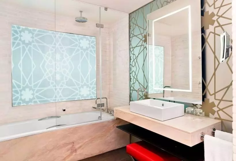 سوئیت پریمیوم, Le Meridien Oran