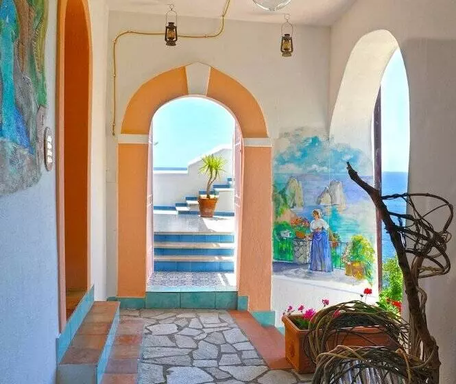 اتاق اکونومی, Costa Diva