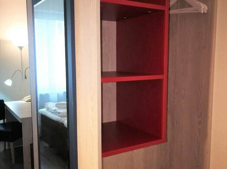 חדר סטנדרט, Near By