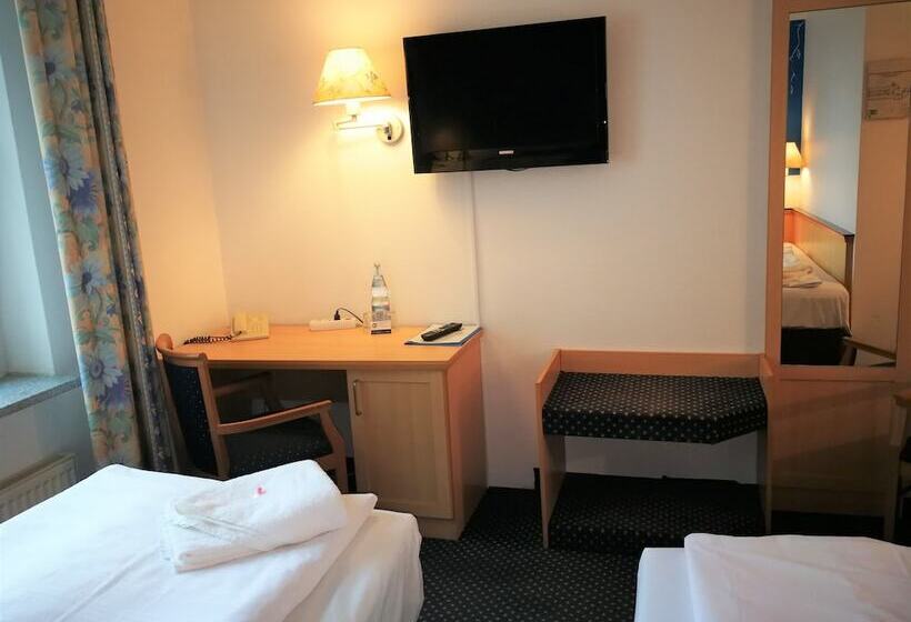 חדר סטנדרט, Near By