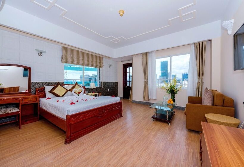 اتاق لوکس با چشم‌انداز دریا, Olympic  Nha Trang
