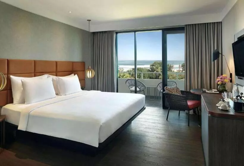 اتاق لوکس با چشم‌انداز دریا, Pullman Bali Legian Beach