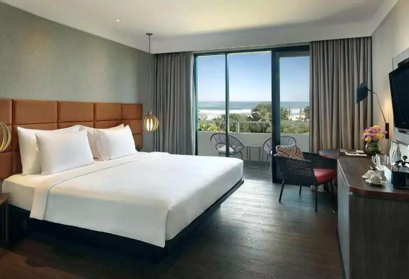 اتاق لوکس با چشم‌انداز دریا, Pullman Bali Legian Beach