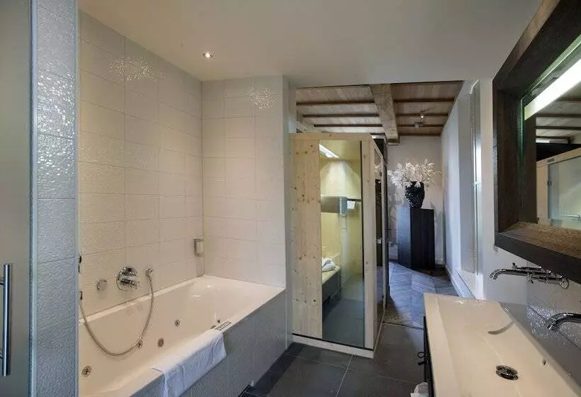 デラックススイート, Romantik Hotel Kasteel Daelenbroeck
