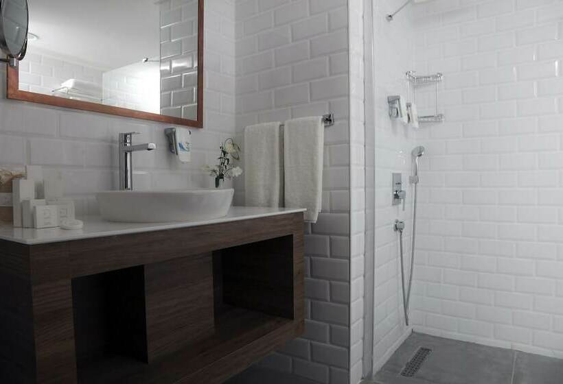 Quarto Superior Vista Mar, Design Plus Seya Beach