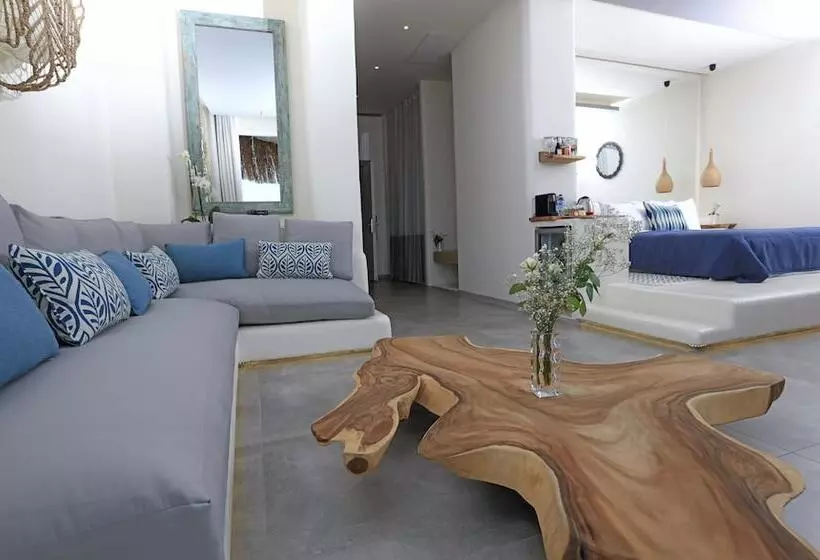 オーシャンビューのプレミアムルーム。, Design Plus Seya Beach