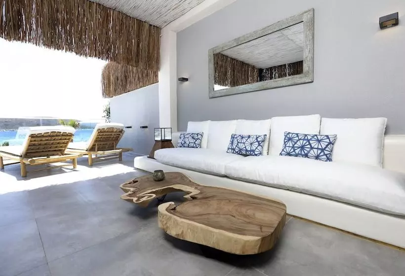 オーシャンビューのプレミアムルーム。, Design Plus Seya Beach