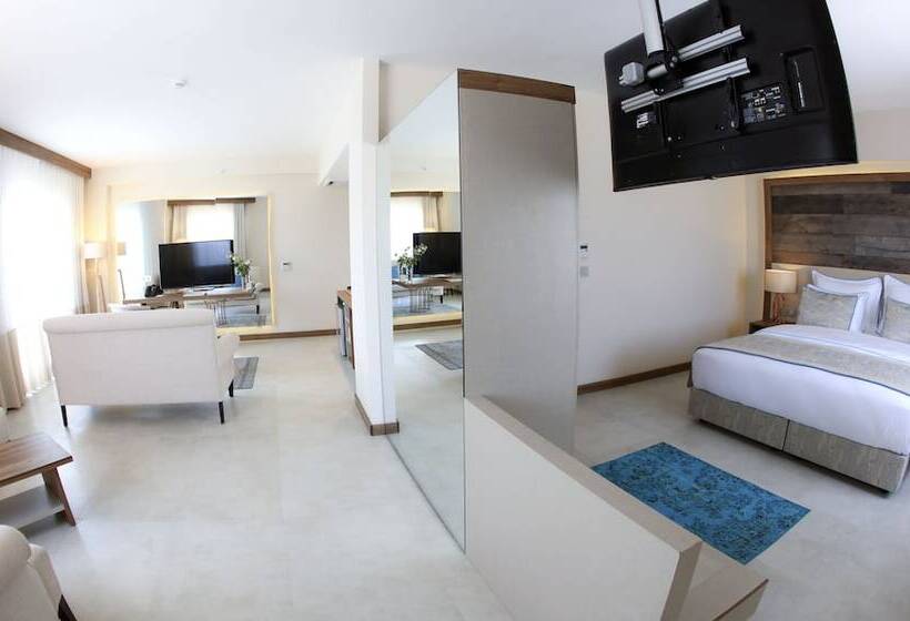 سوییت, Design Plus Seya Beach