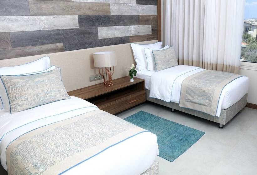Люкс 2 Спальни, Design Plus Seya Beach