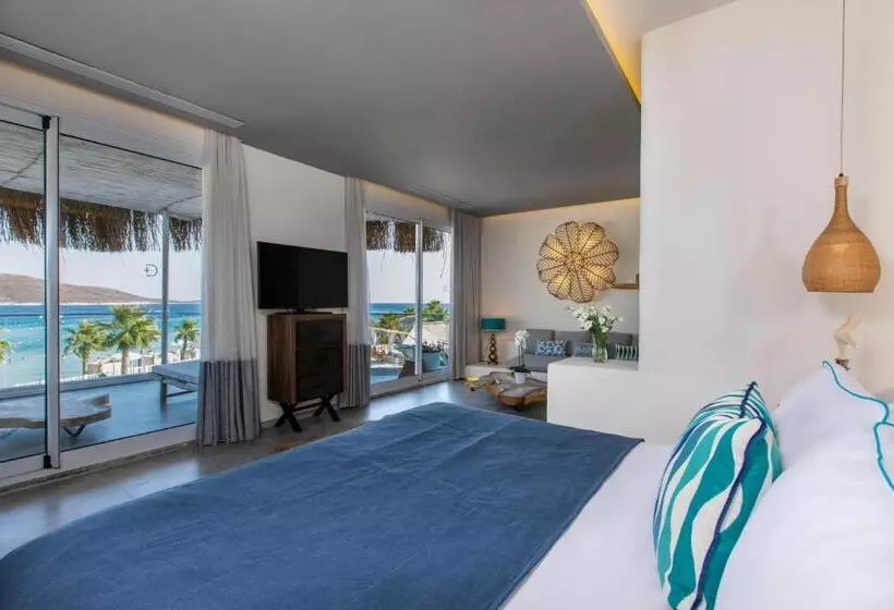 オーシャンビューのプレミアムルーム。, Design Plus Seya Beach