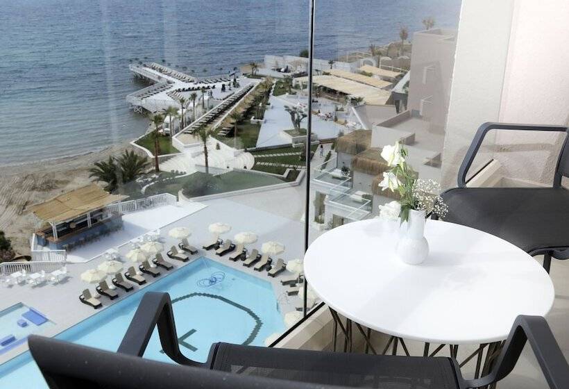 اتاق سوپریور با چشمانداز دریا, Design Plus Seya Beach