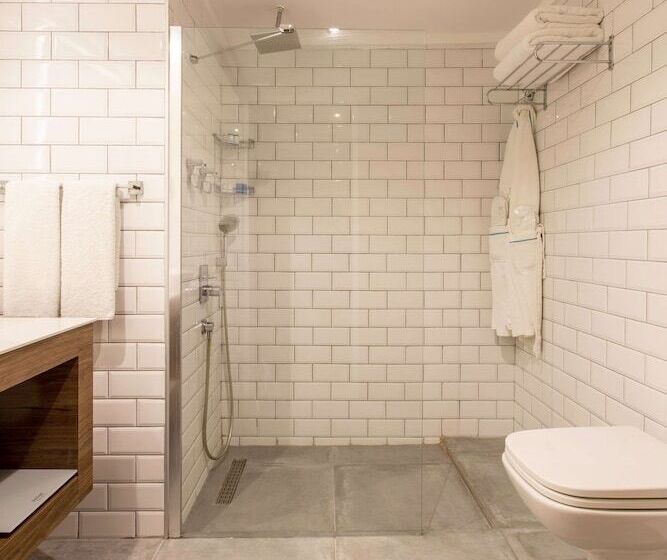 اتاق سوپریور با چشمانداز جانبی دریا, Design Plus Seya Beach