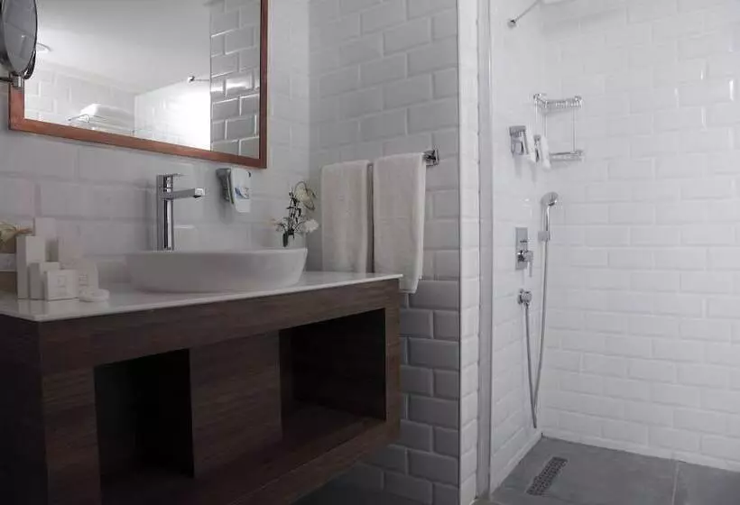 サイドシービュースーペリアールーム, Design Plus Seya Beach