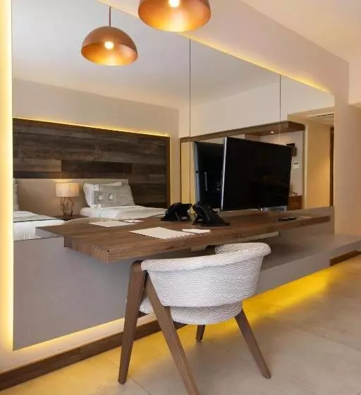 スーペリアールーム, Design Plus Seya Beach