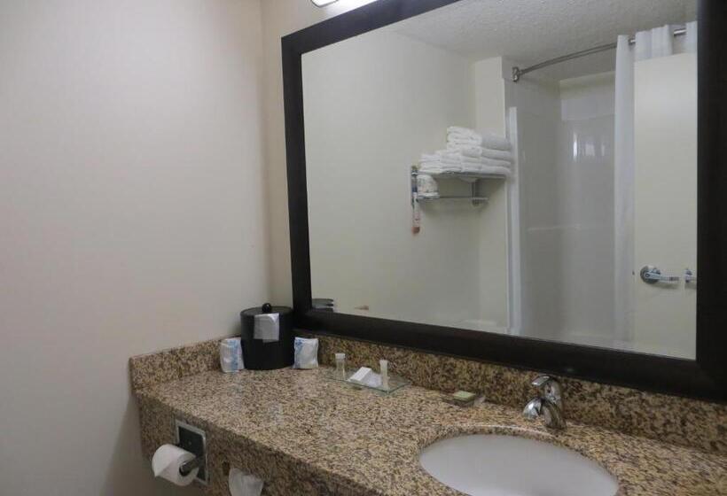 غرفه قياسيه سريرين مزدوجين, Super 8 By Wyndham Sherwood Park/edmonton Area