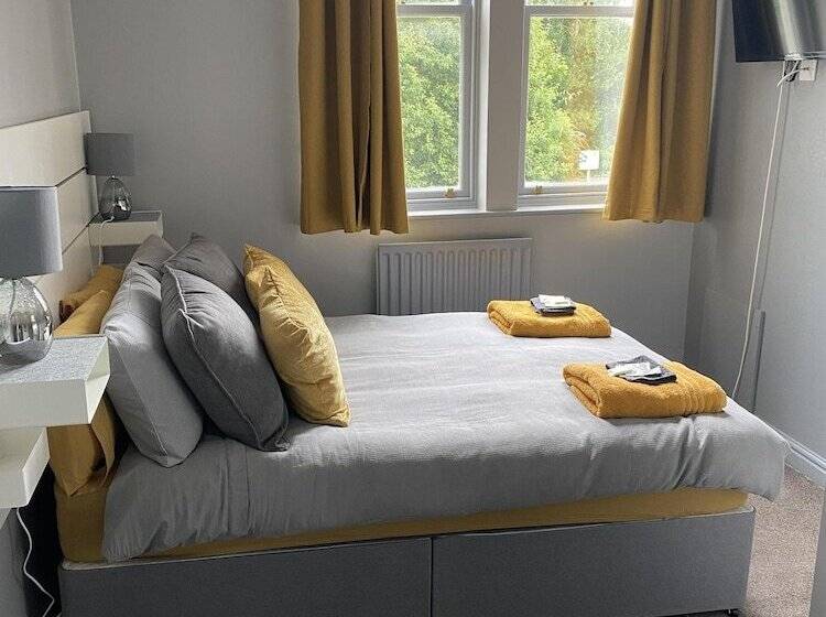 스탠다드 룸, Hall Park Hotel Self Check In