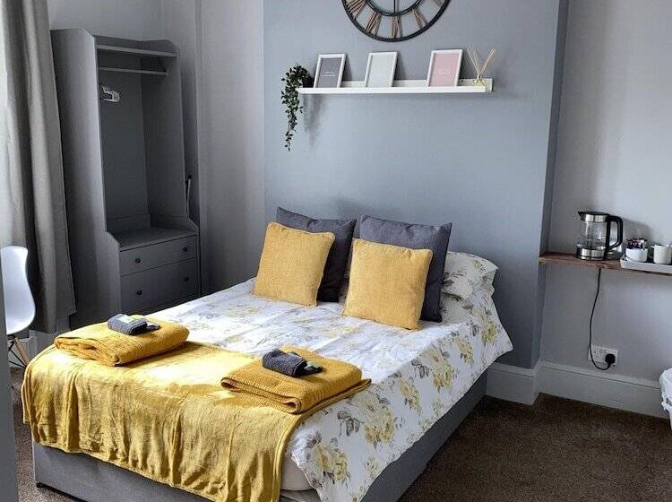 스탠다드 싱글 룸, Hall Park Hotel Self Check In