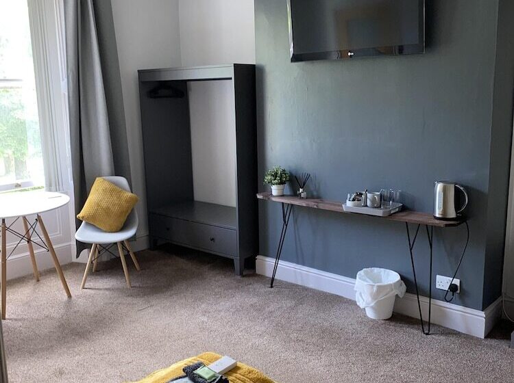 스탠다드 싱글 룸, Hall Park Hotel Self Check In