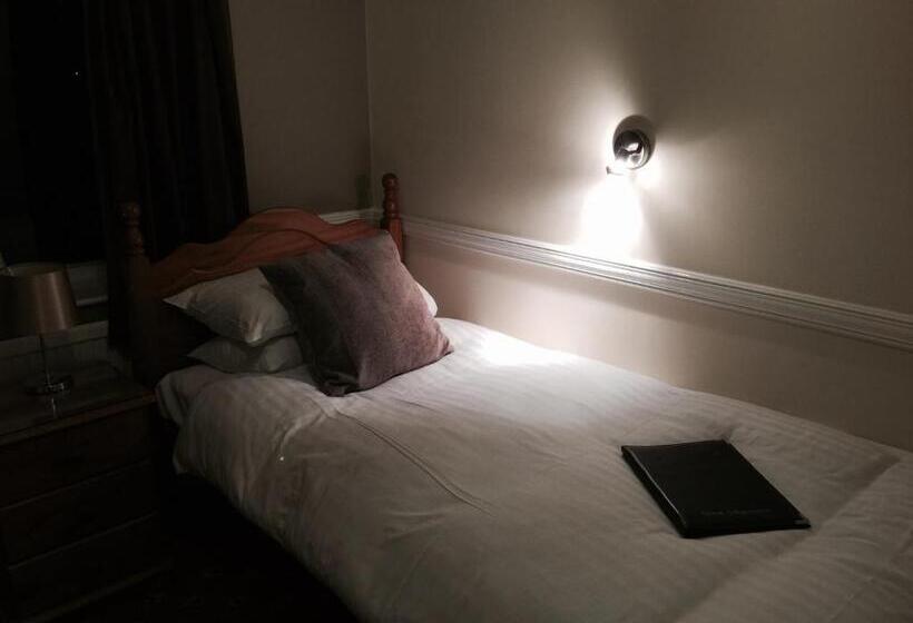 标准单人间, The Kensington