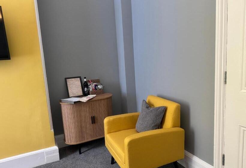 Люкс Deluxe Кровать Кинг, The Red Lion