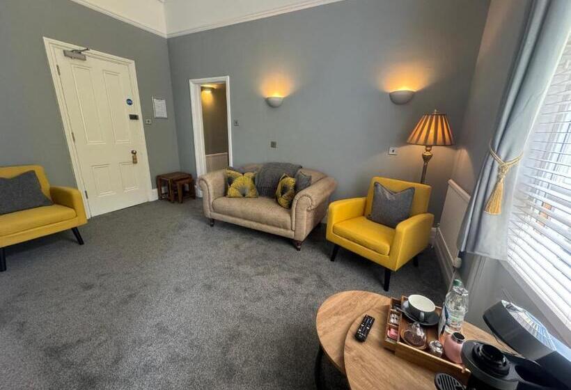 Люкс Deluxe Кровать Кинг, The Red Lion