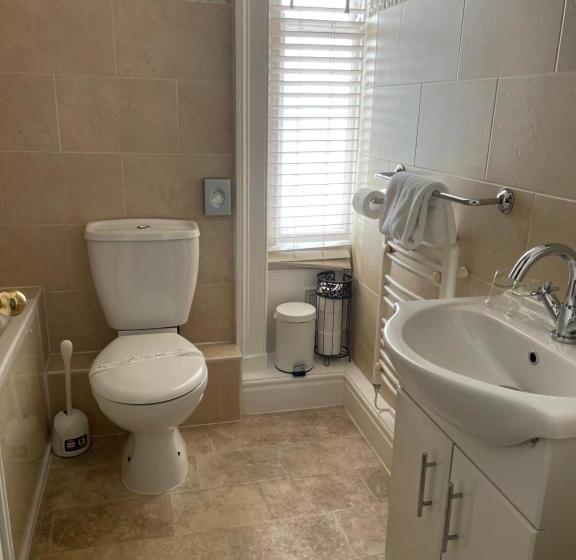 Номер Superior Вид на Море, The Red Lion