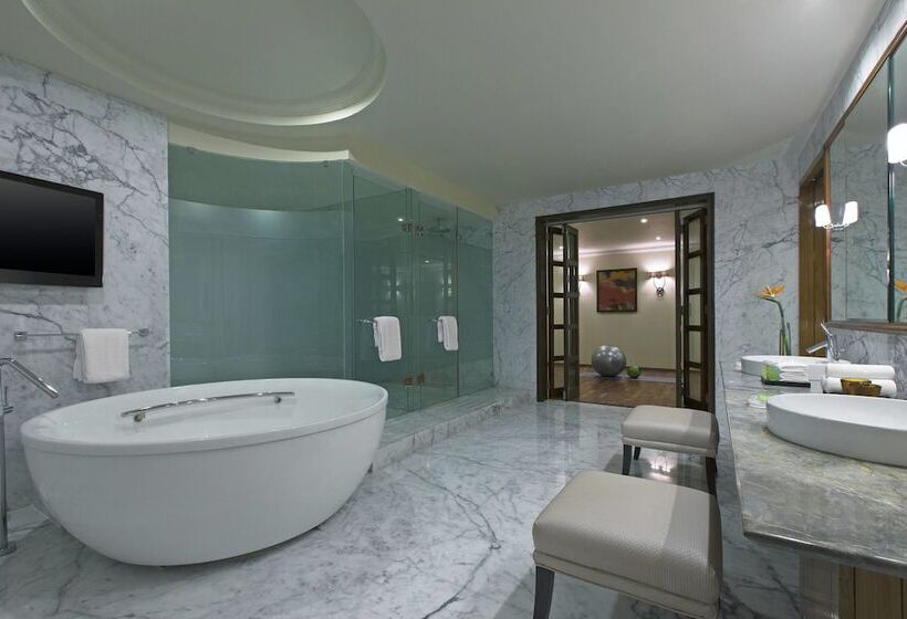 クラブスイート, The Westin Pune Koregaon Park