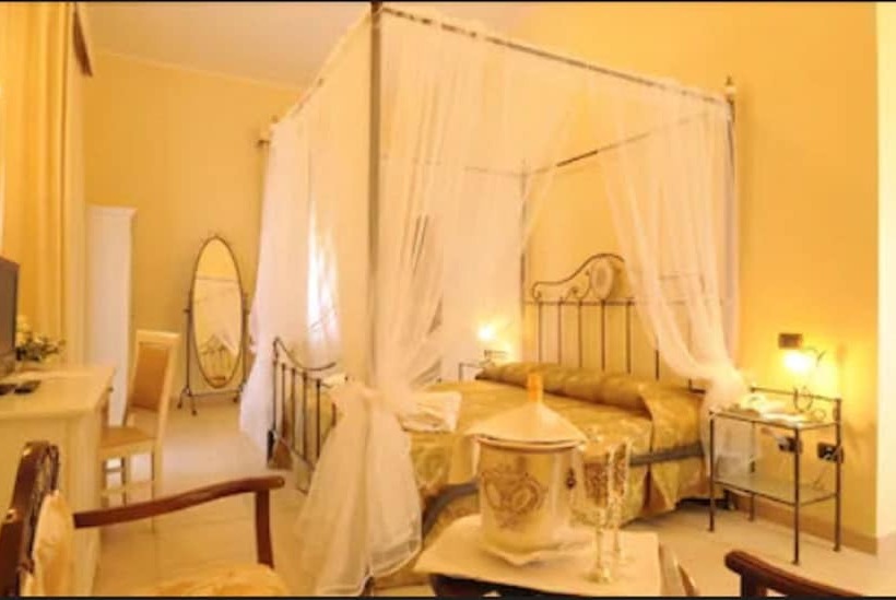 Полулюкс, Villa Fiorita