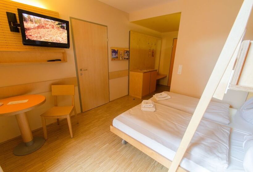 스탠다드 트리플 룸, Jufa Hotel Deutschlandsberg